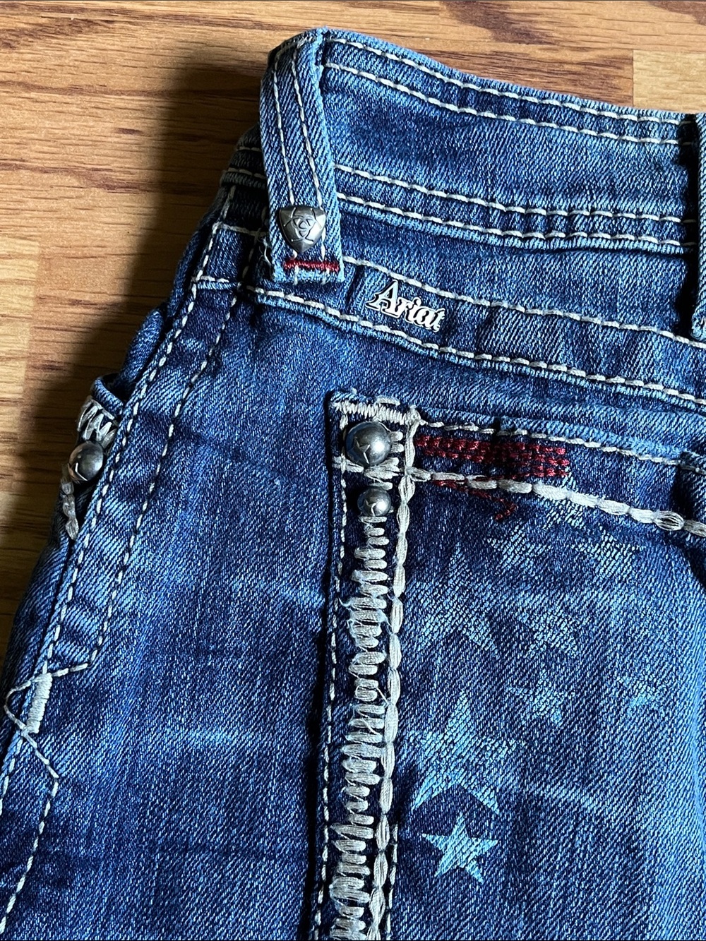 Ariat Mini Denim Skirt Distressed Raw Hem w Stars on Pockets Cowgirl USA W-34”
